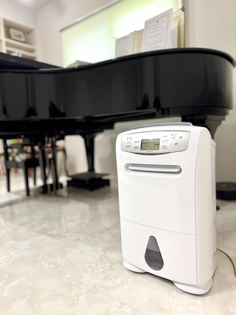 ピアノにおすすめの除湿機を設置している状況